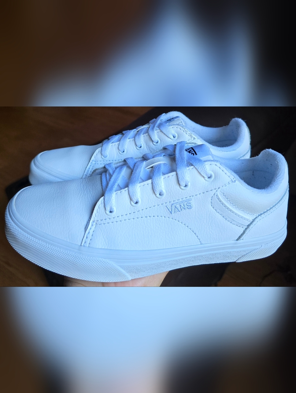 Sz 4.0 Big Kids VANS SELDAN LOW TUMBLE All White Leather, Casual Shoes